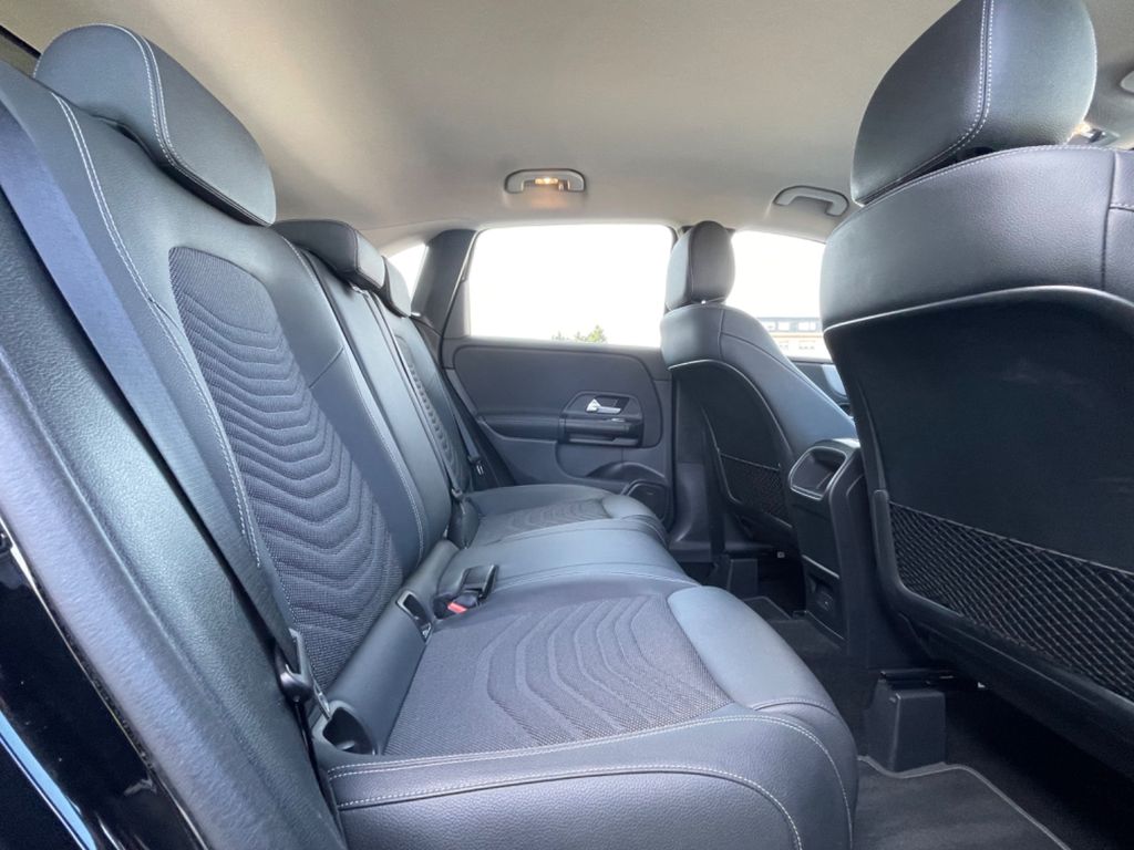 Mercedes-Benz B 180 2021