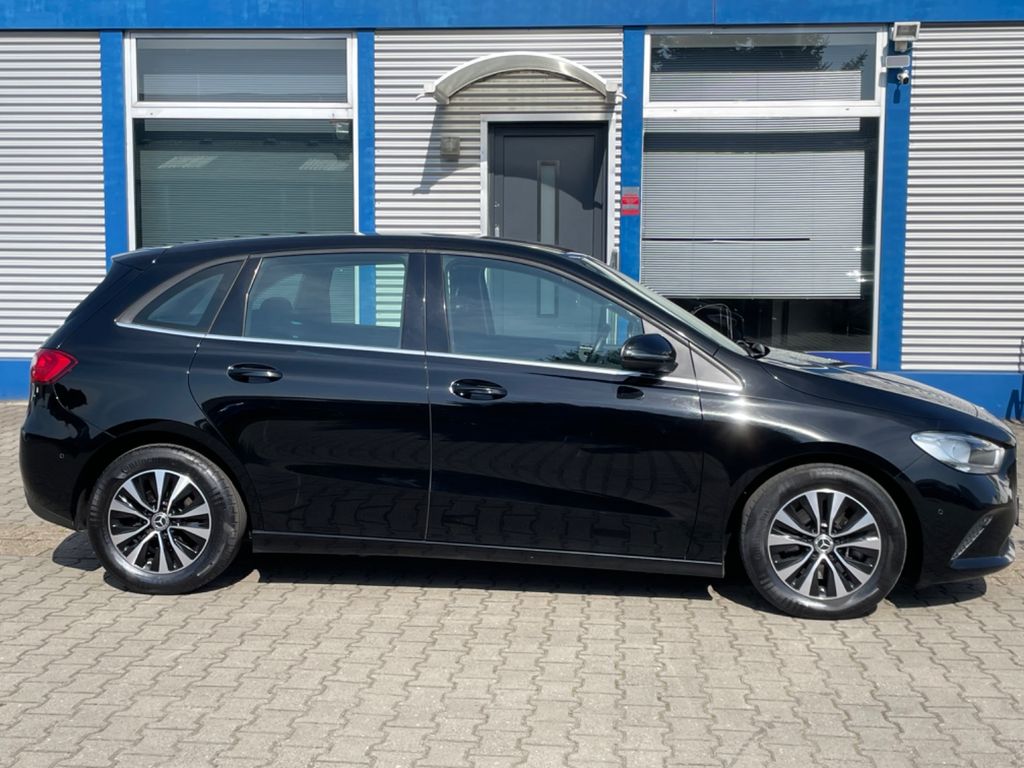 Mercedes-Benz B 180 2021