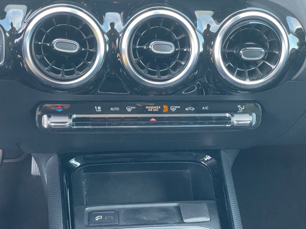 Mercedes-Benz B 180 2021