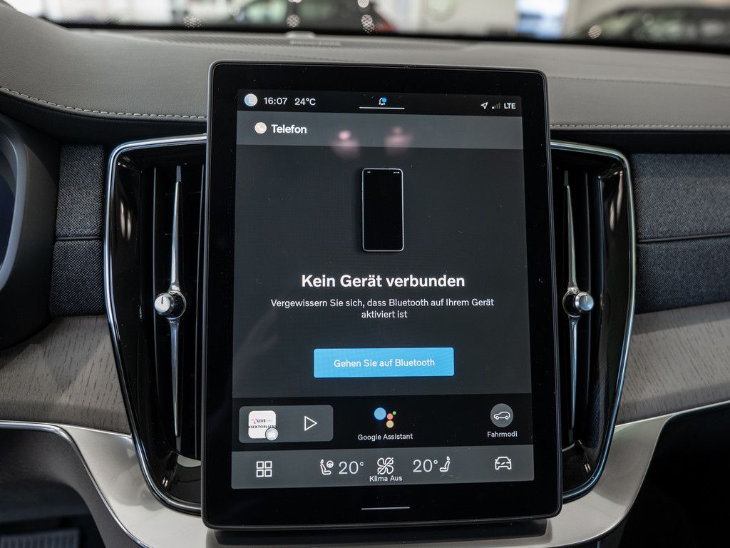 Volvo XC90 2025