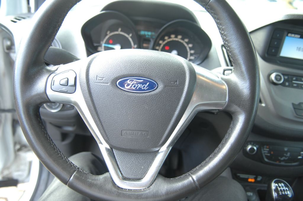 Ford Transit Courier 2019