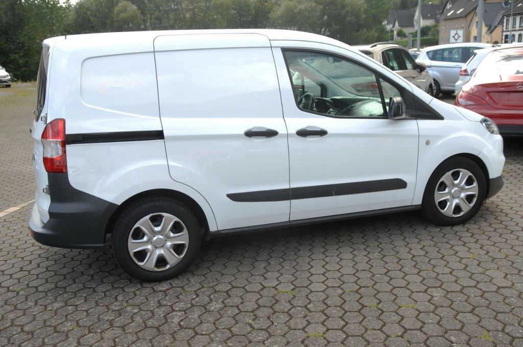 Ford Transit Courier 2019