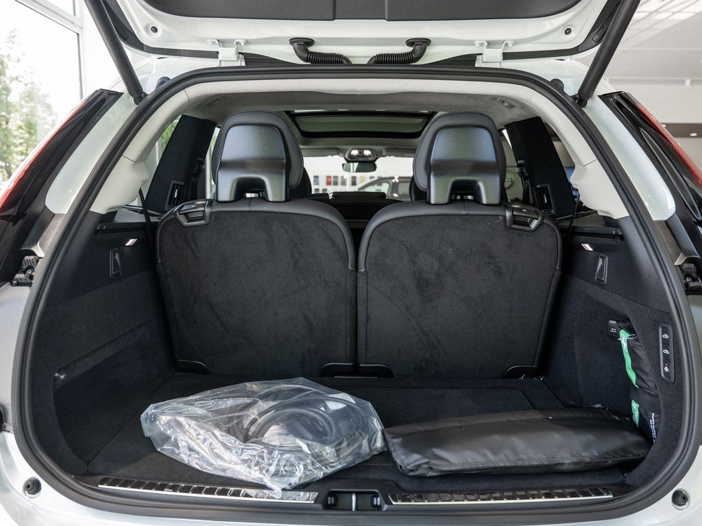 Volvo XC90 2025