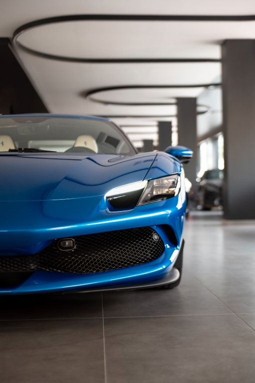 Ferrari 296 GTB 2025