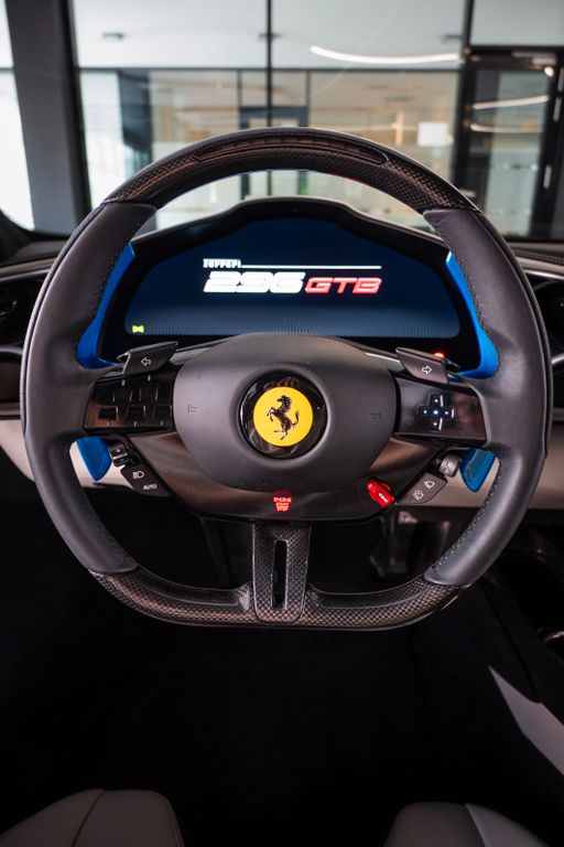 Ferrari 296 GTB 2025