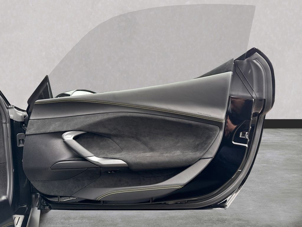 Ferrari 296 GTS 2023