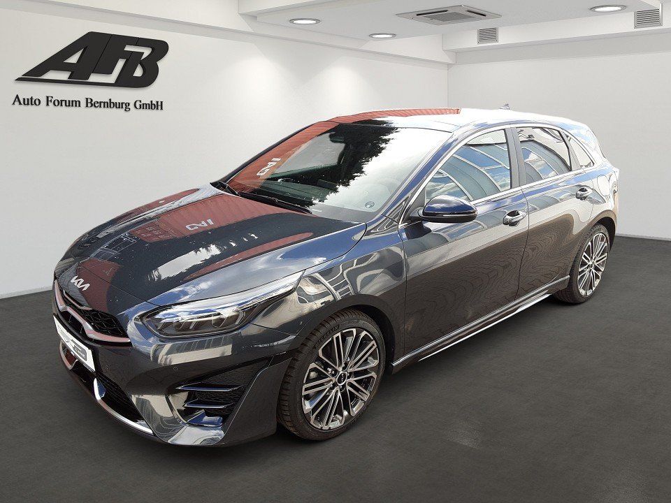 Kia cee'd / Ceed 2025
