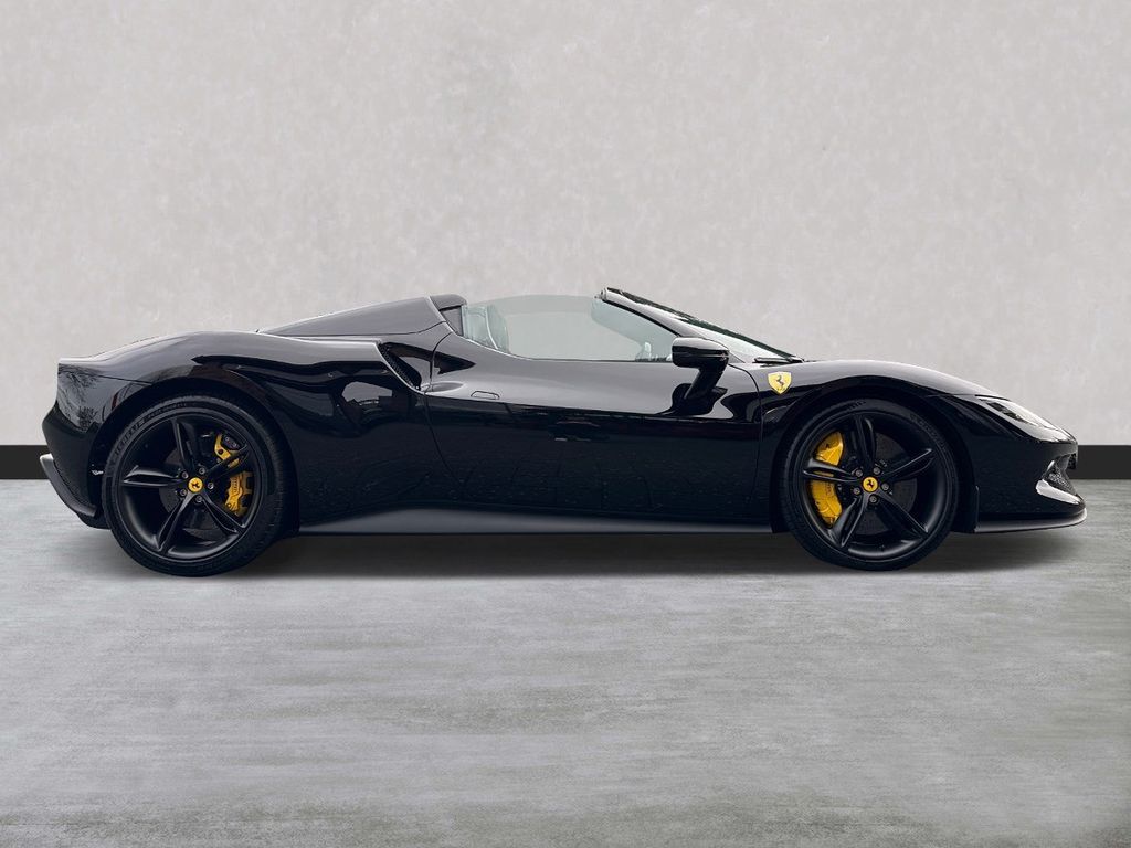 Ferrari 296 GTS 2023