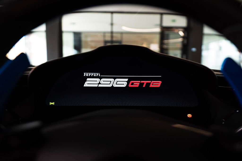 Ferrari 296 GTB 2025