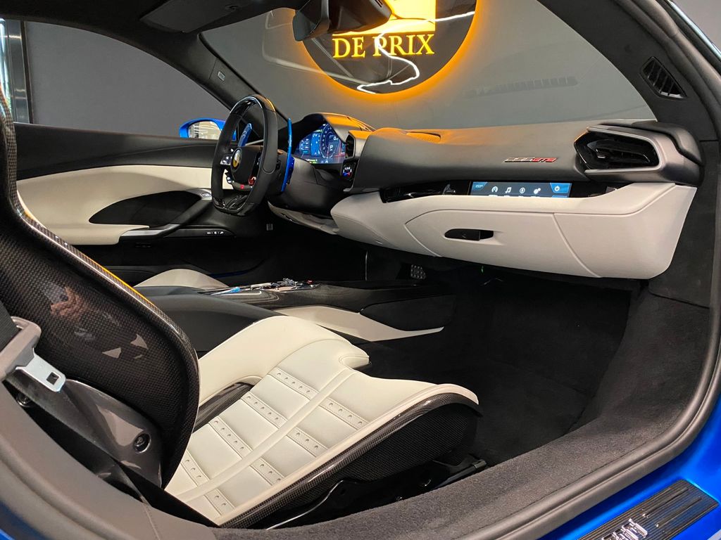 Ferrari 296 GTB 2025