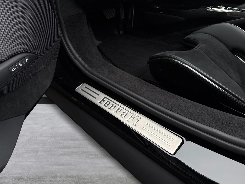 Ferrari 296 GTS 2023