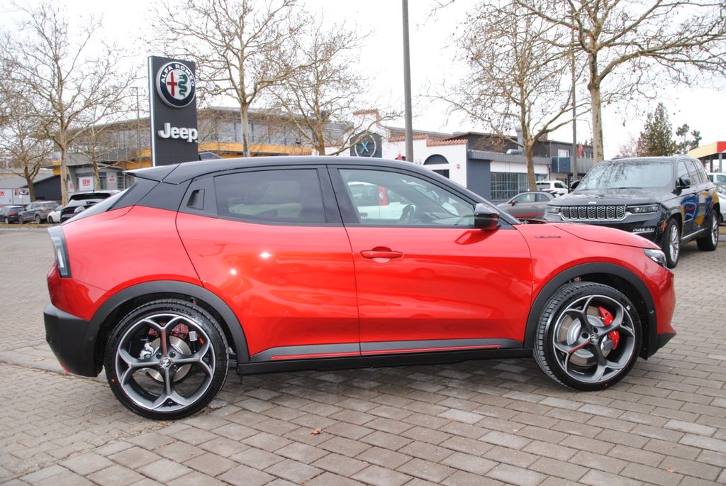 Alfa Romeo Junior 2025