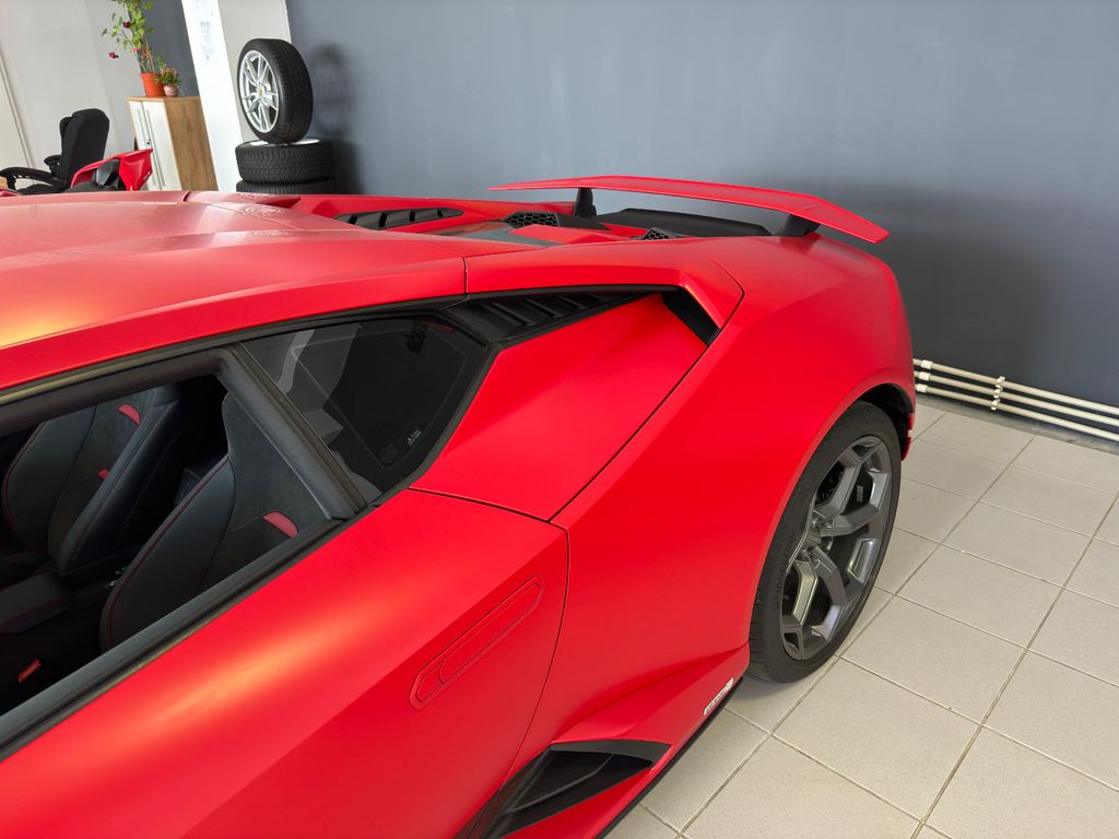 Lamborghini Huracán 2024