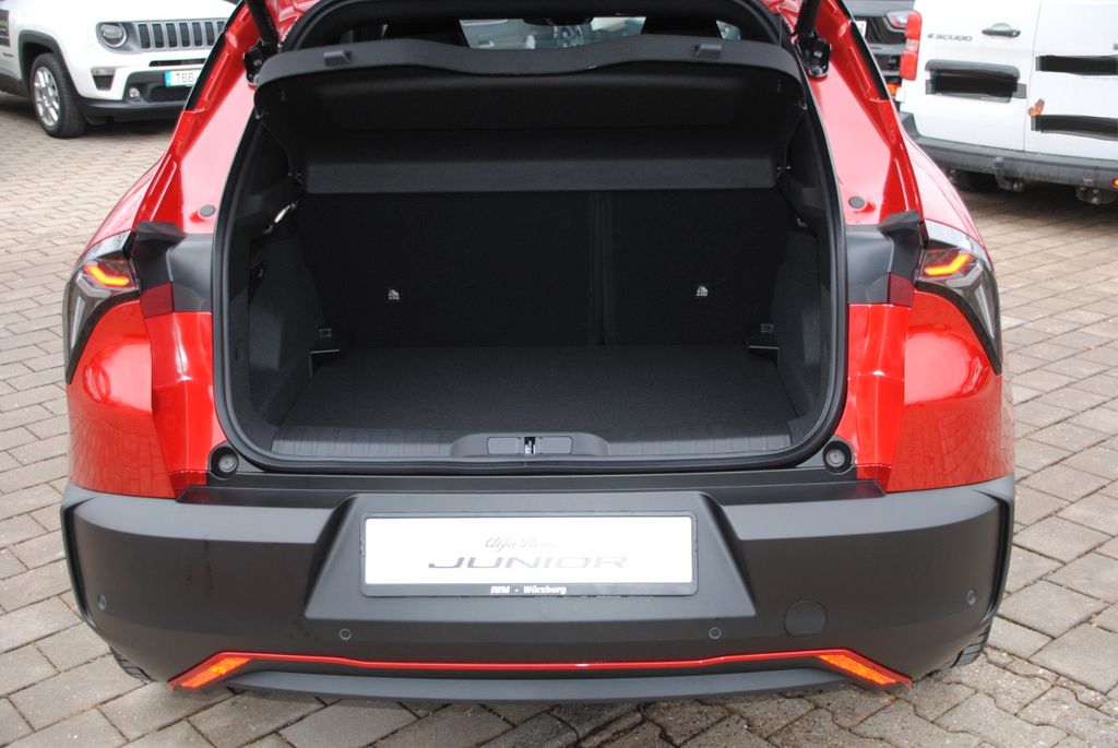 Alfa Romeo Junior 2025