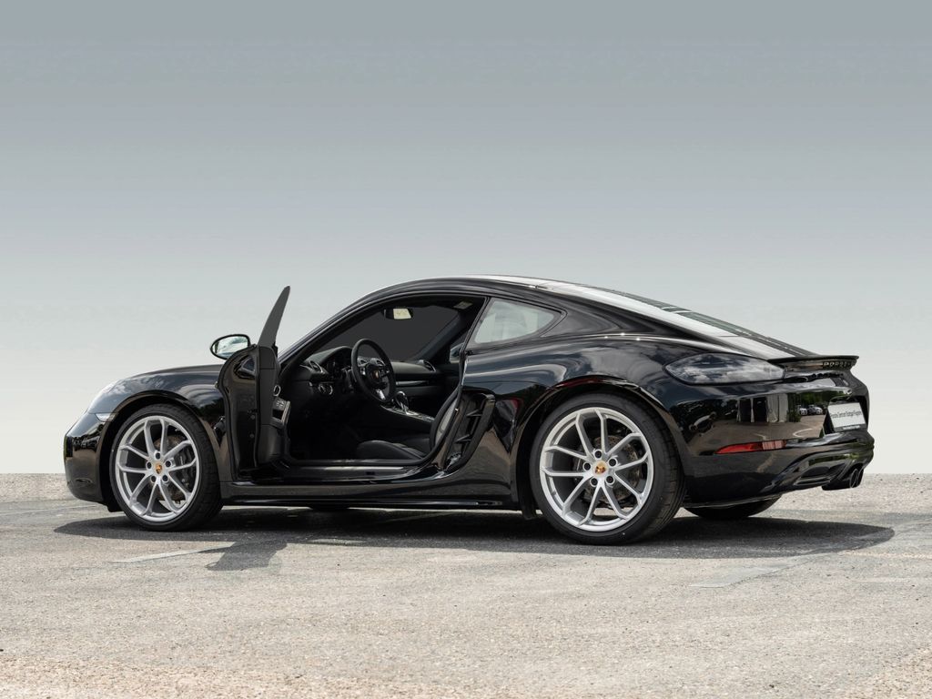 Porsche Cayman 2025