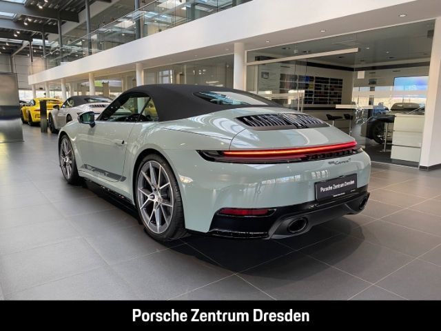 Porsche 992 2025