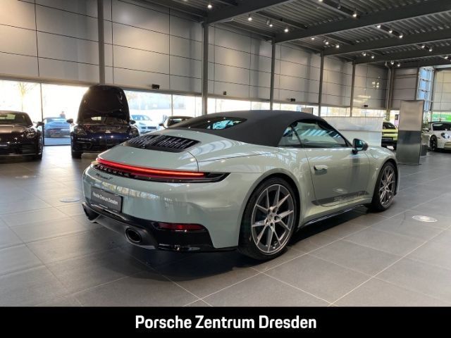 Porsche 992 2025