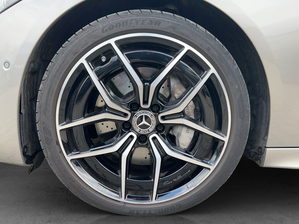 Mercedes-Benz C 300 2024