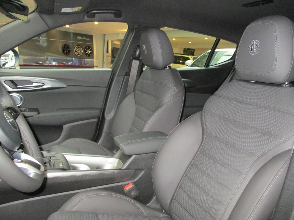 Alfa Romeo Tonale 2023