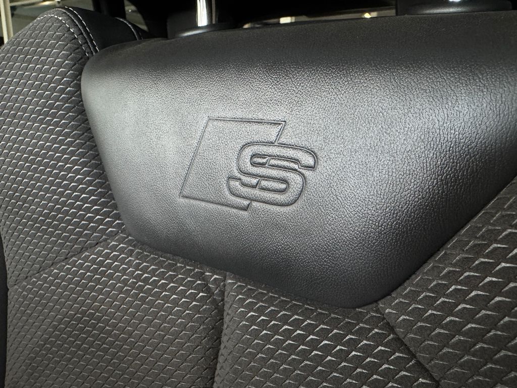 Audi Q3 2021