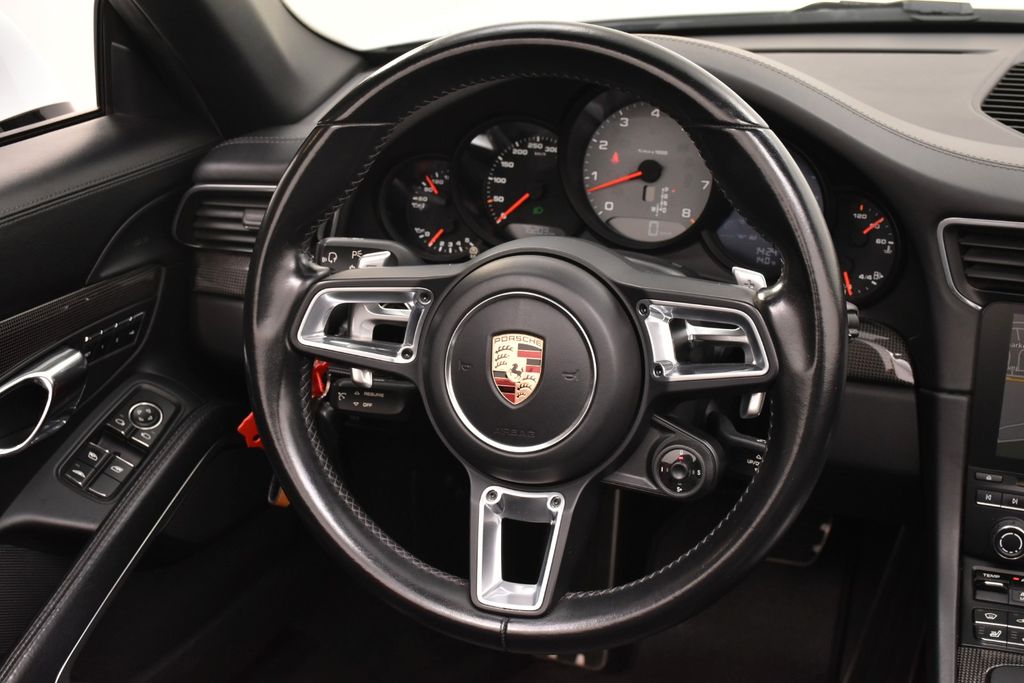 Porsche 911 2016