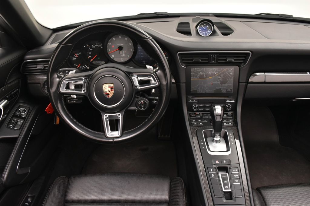 Porsche 911 2016