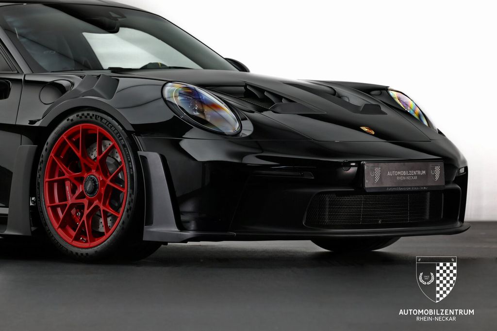 Porsche 992 2023