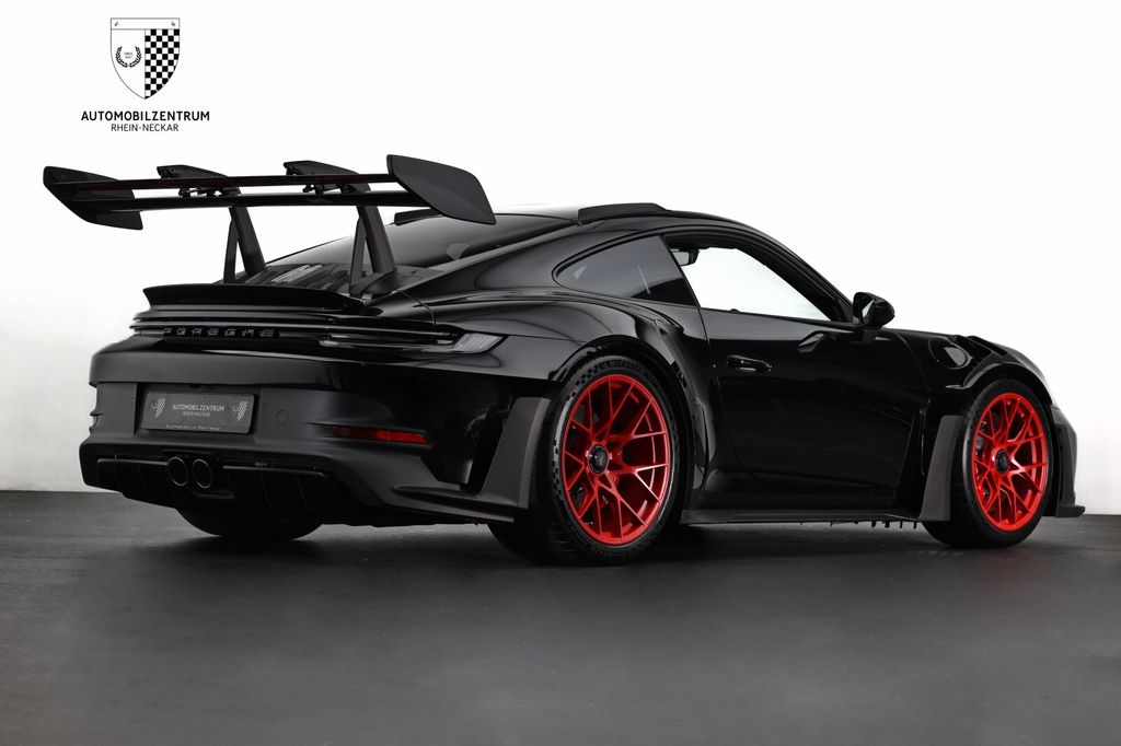 Porsche 992 2023