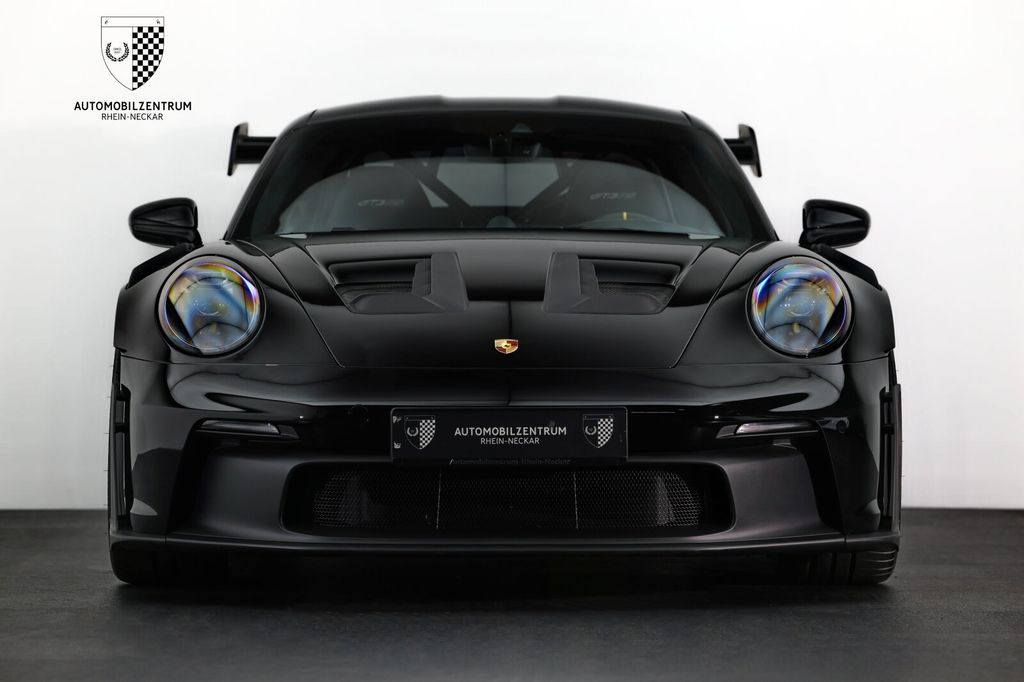 Porsche 992 2023