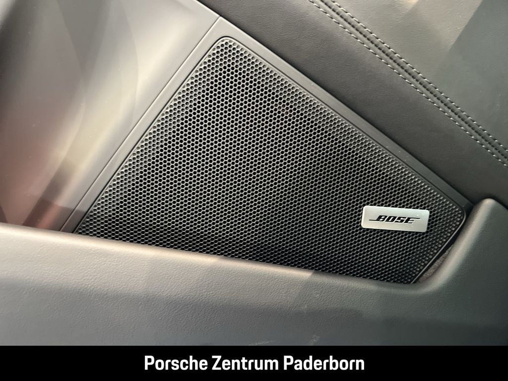 Porsche 992 2025