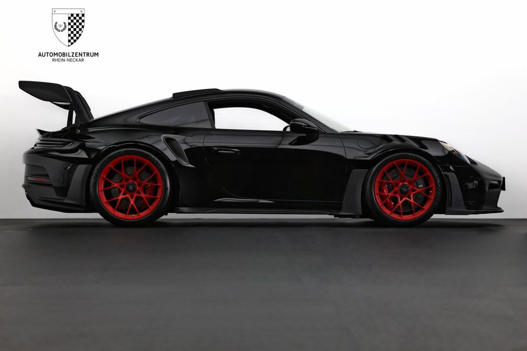 Porsche 992 2023
