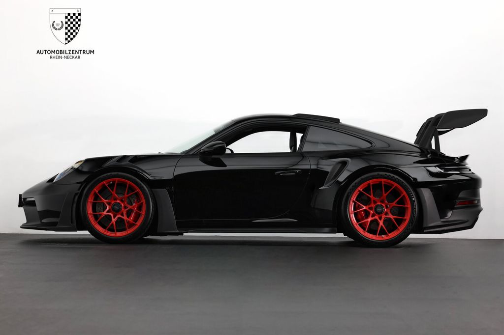 Porsche 992 2023