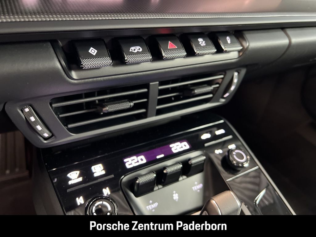 Porsche 992 2025