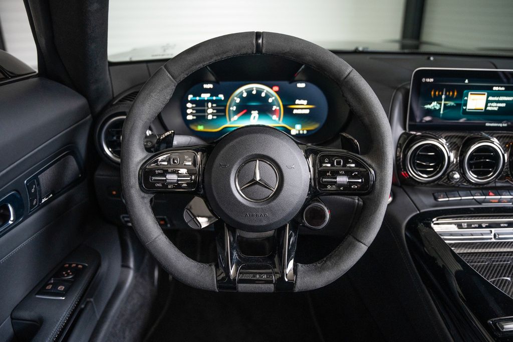 Mercedes-Benz AMG GT R 2020