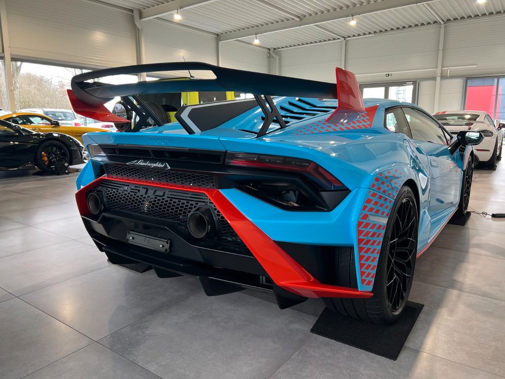 Lamborghini Huracán 2023
