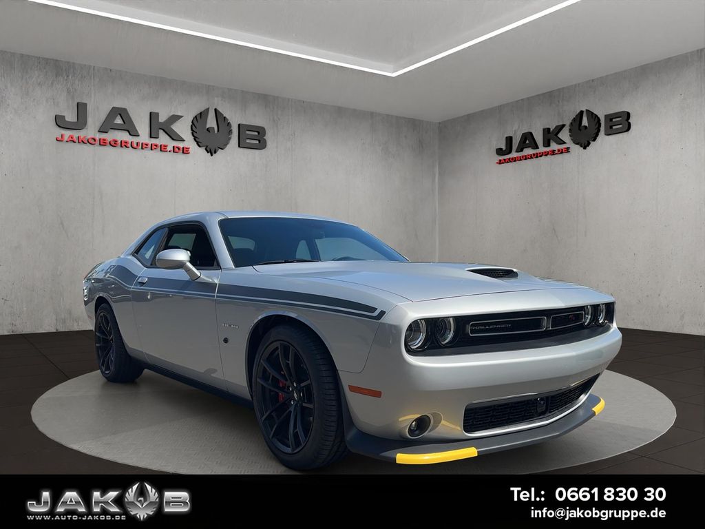 Dodge Challenger 2025