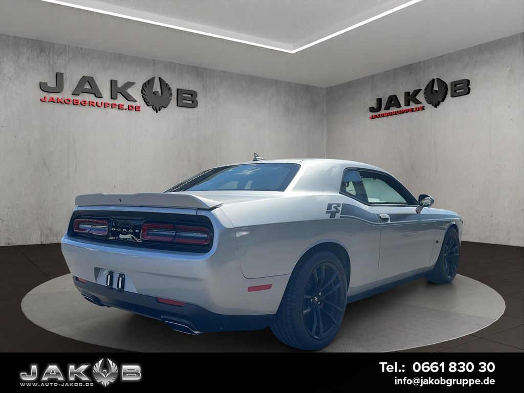 Dodge Challenger 2025