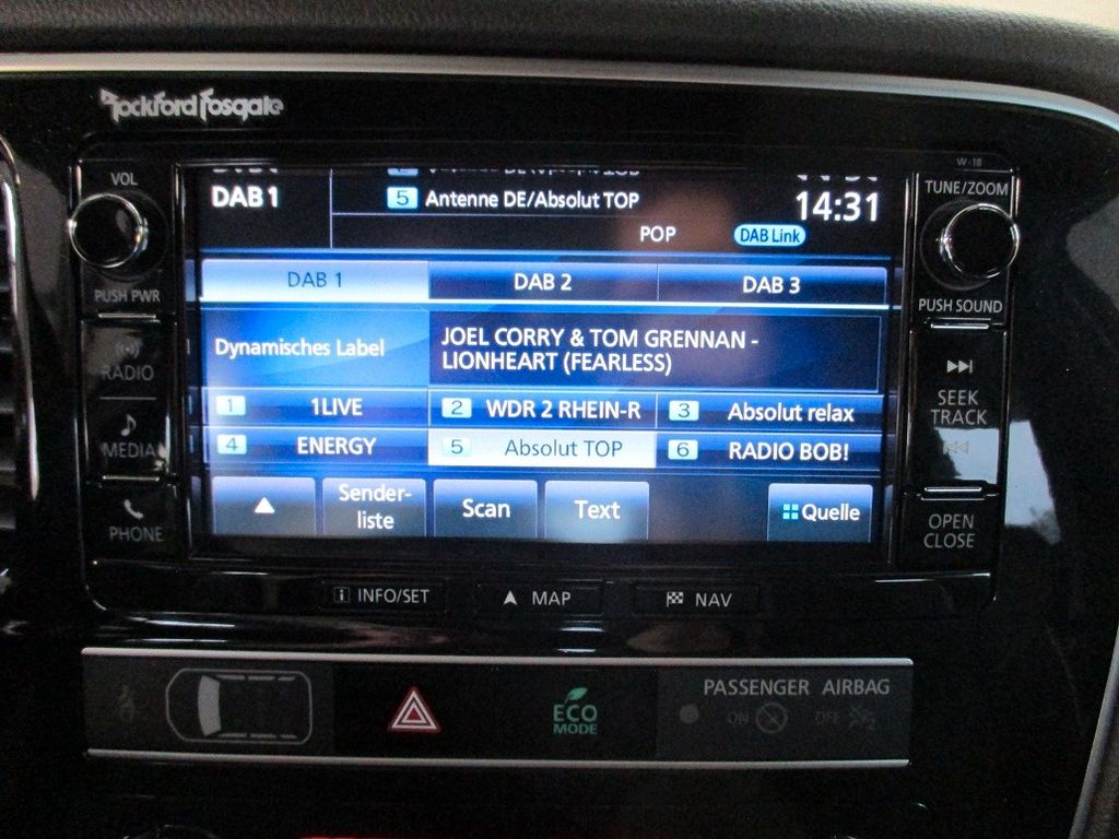 Mitsubishi Plug-in Hybrid Outlander 2019