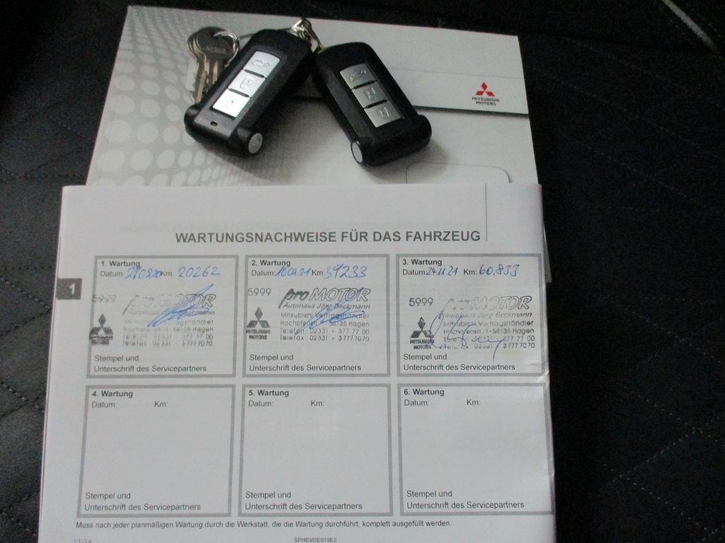 Mitsubishi Plug-in Hybrid Outlander 2019