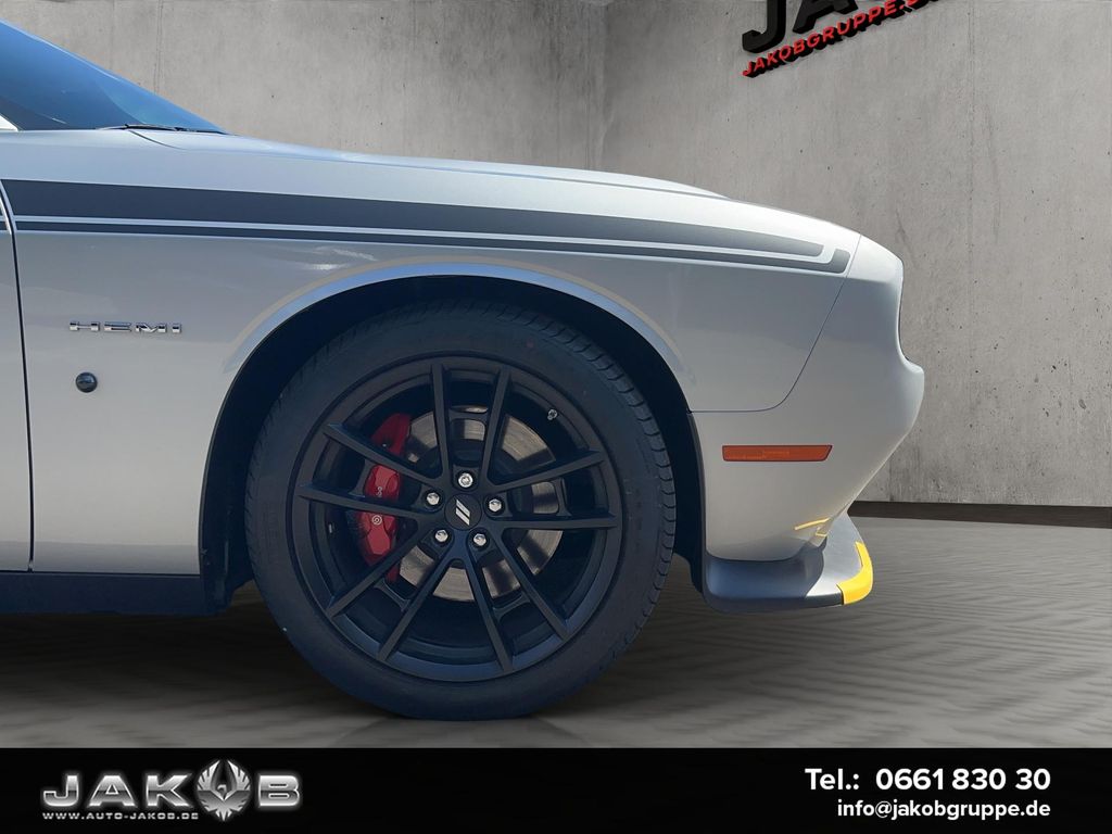 Dodge Challenger 2025