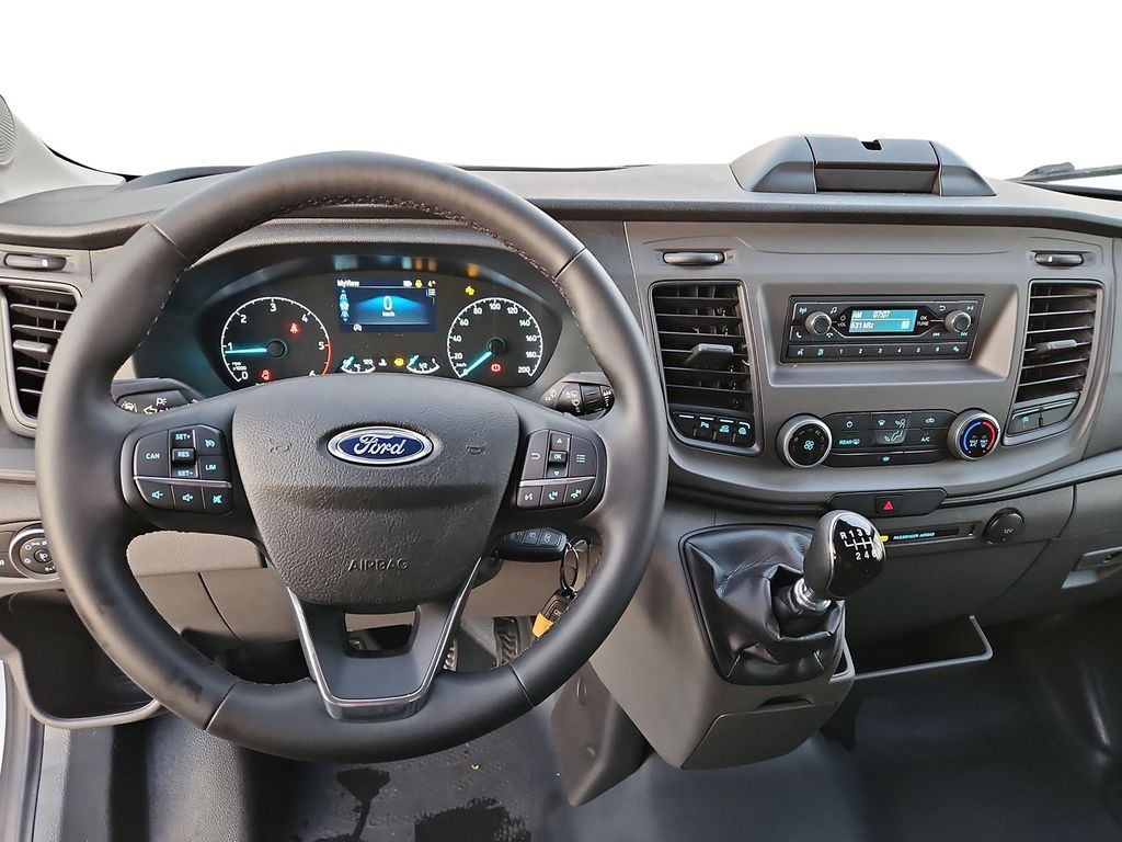 Ford Transit 2025