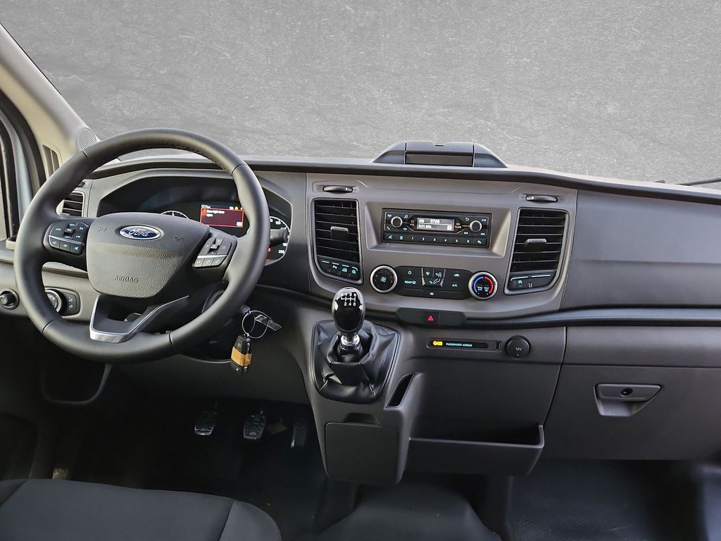 Ford Transit 2025