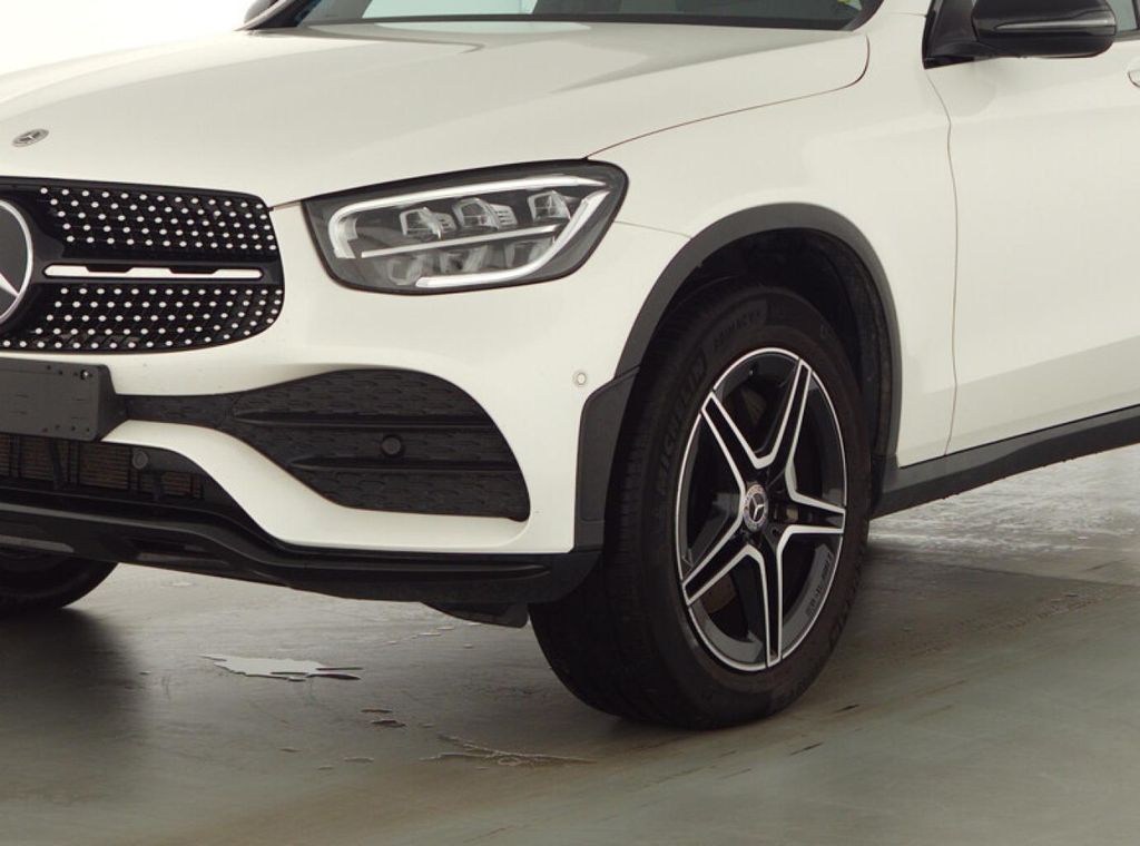 Mercedes-Benz GLC 300 2022