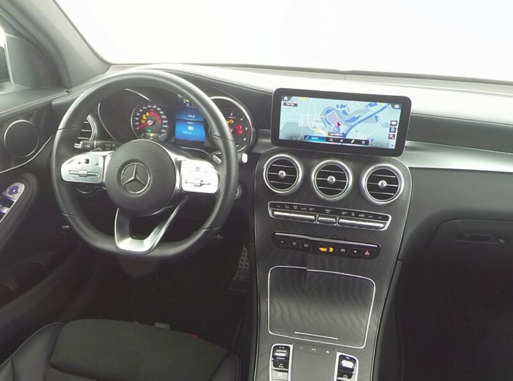 Mercedes-Benz GLC 300 2022