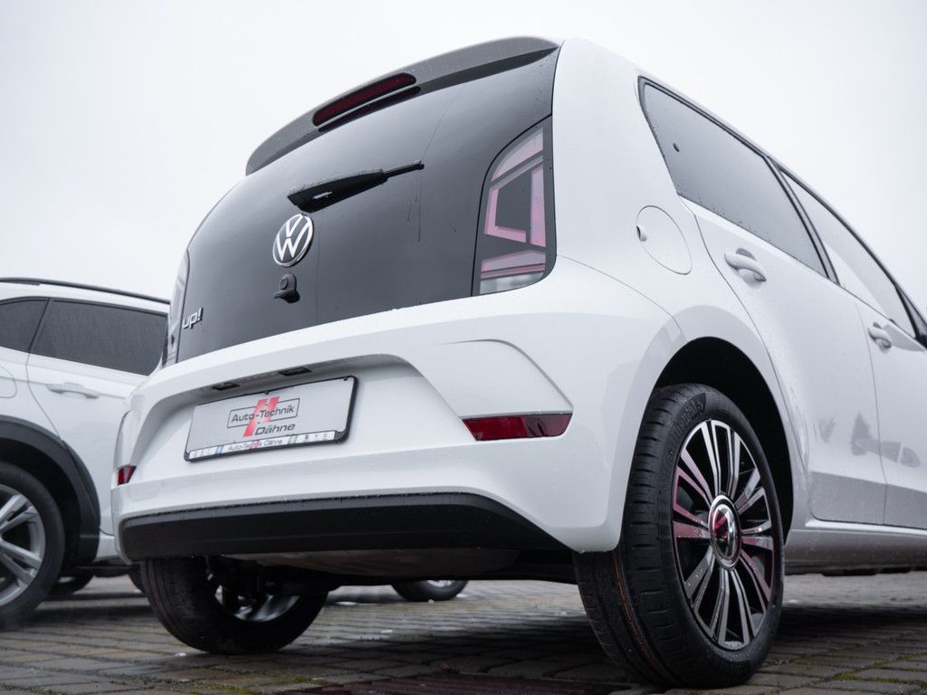Volkswagen up! 2023