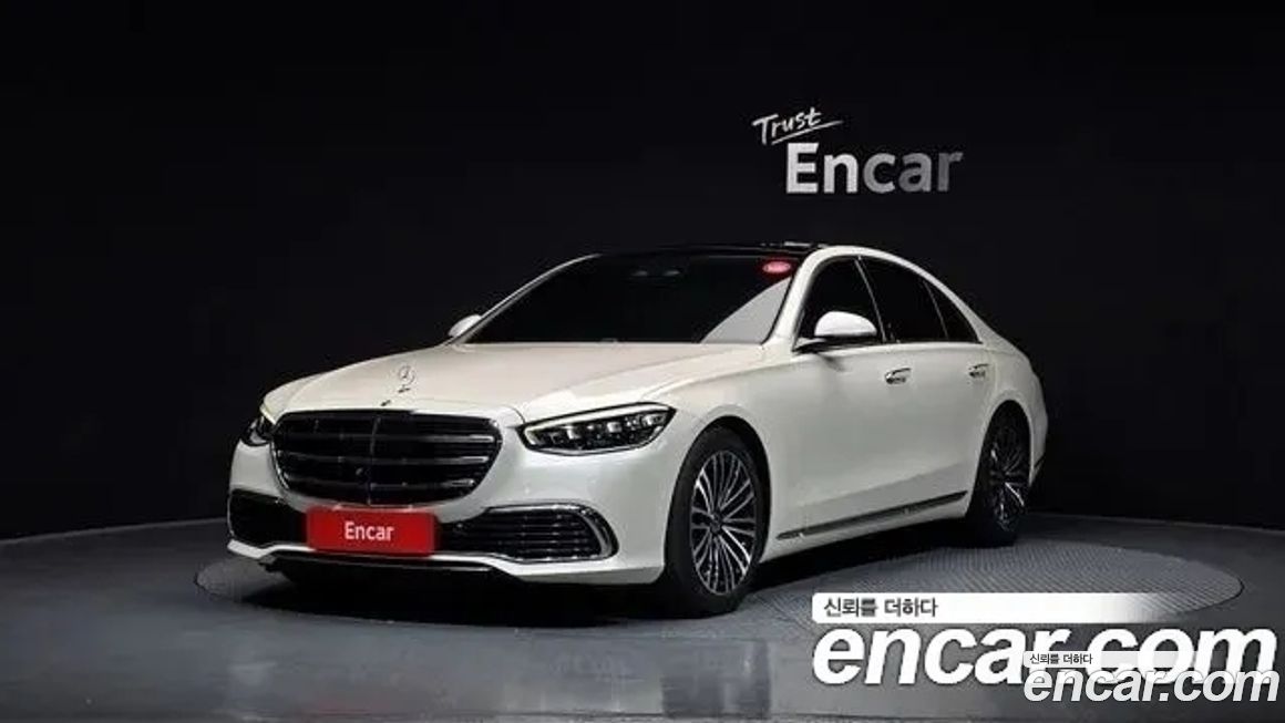 Mercedes-Benz S-Class 2021
