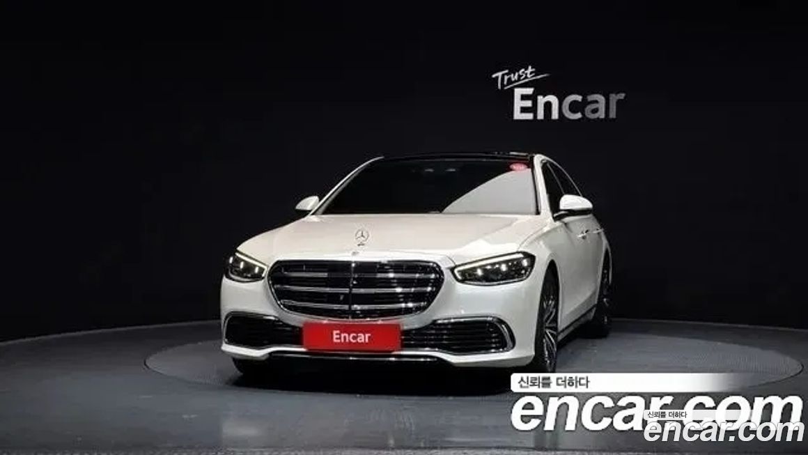 Mercedes-Benz S-Class 2021