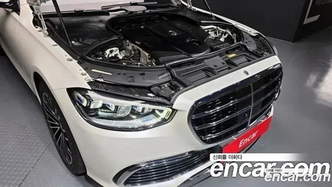 Mercedes-Benz S-Class 2021