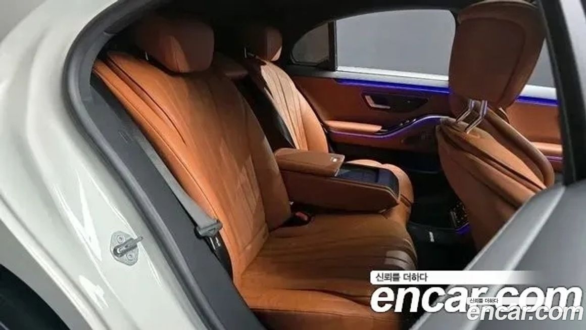 Mercedes-Benz S-Class 2021