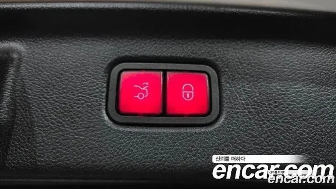 Mercedes-Benz S-Class 2021